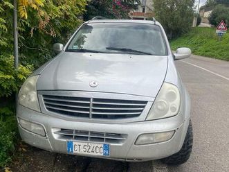 ssangyong rexton 2.7 xdi plus2