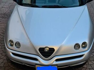 alfa romeo spider 916