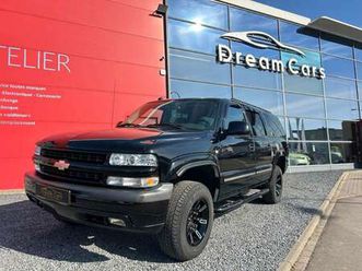 suburban v8 automatique