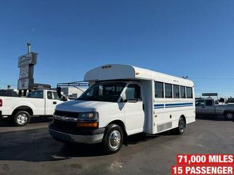 08 chevy g3500 15 passenger shuttle bus 71,000 miles 1 owner