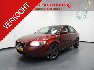 volvo s40 2.4i aut. summum navi-app/camera/leer/17