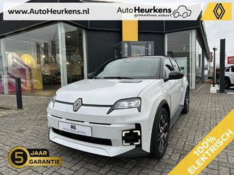 renault 5 techno urban range techno 120 pk l meer dan € 1.500 voorraadvoordeel! l gratis 5 jaar fabrieksgarantie! l uit voorraad leverbaar!