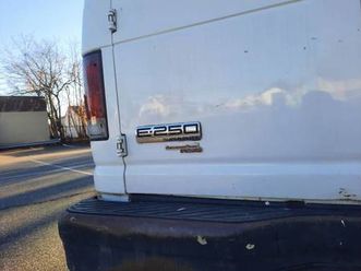 ford econoline 250 super duty 2012