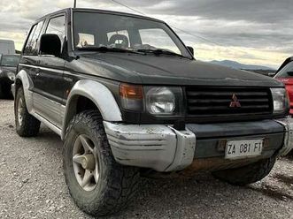 pajero metal top 2.5 td exe