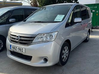 nissan serena 2,0l 2013