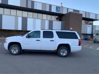 2012 chevrolet suburban 4x4 cargo truck active excellent con