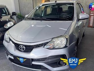 toyota etios 1.5 xs
