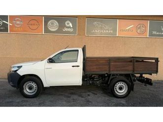 toyota hilux 2.4 d-4d 2wd cs cm