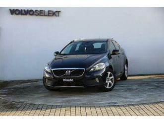 volvo v40 cross country 2.0 d2 momentum