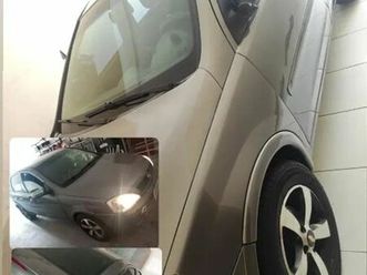 sedan 1.0 mpfi 8v 71cv 4p