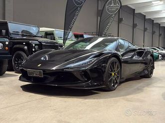 ferrari f8 tributo *cerchioni in carbonio*