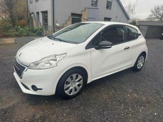 ② peugeot 208 hdi, utilitaire ... — camionnettes & utilitaires — 2ememain