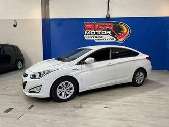 hyundai - i40 1.7 crdi 115cv bluedrive essence