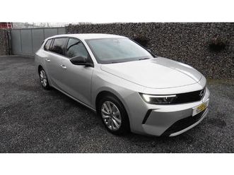 opel astra sportstourer +camera