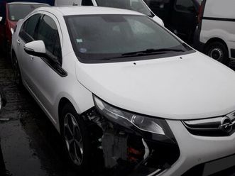 opel ampera hibrid elektro motor