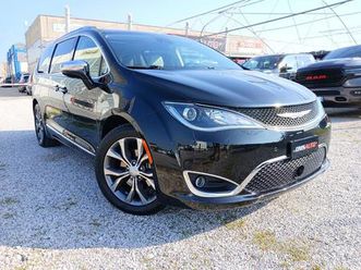 chrysler pacifica 3.6l v6 limited 7 posti