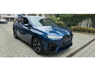 bmw ix 40 xdrive,sportpak,ahk,alu1011,acc,