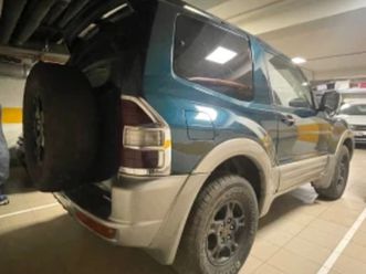mitsubishi pajero 3.2 ръчни кожа климатик къса база ≫ 2001 • 11 000 лв. • id