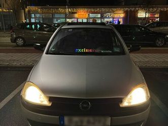 opel corsa c mit sternenhimmel