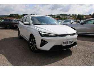 sw confort 156 cv electrique 61 kw/h grosse autonomie gps 3d caméra boite auto