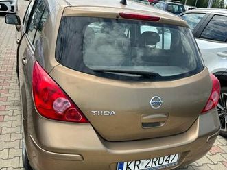 nissan tiida 1.6 visia ac/cd