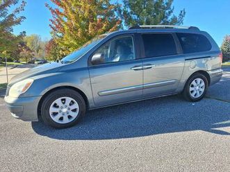 hyundai entourage gl no rust dvd player new tires