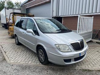 lancia phedra - 7 posti - 2.0 mjt 136 cv argento