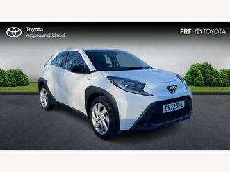 1.0 vvt-i pure euro 6 (start/stop) 5dr