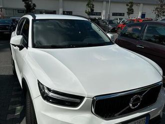 volvo xc40 2022 benzina, 73000km 18500€