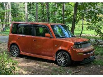 2004 scion xb (limited edition) hot lava