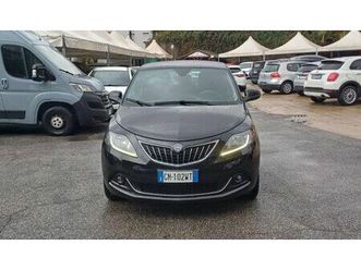 1.0 firefly 5 porte s&s hybrid gold