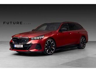 xdrive touring, m-sport, fully charged, b&w, hud krok