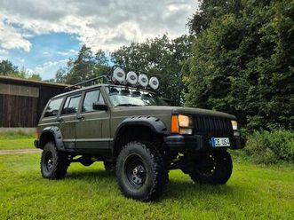 jeep cherokee xj 4.0l tüv 11/27 31x10.5 höhergelegt