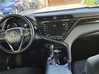 toyota camry 2.5 220h advance