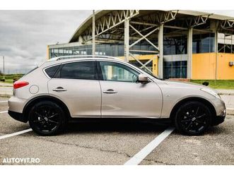 utilizat infiniti ex 30 2010 - 6 500 eur, 280 000 km - autovit.ro