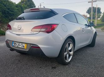 opel astra gtc fevereiro/11