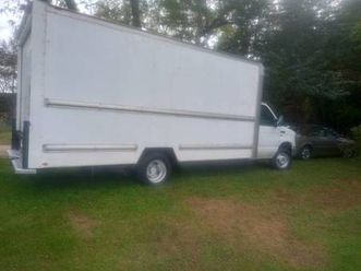 2010 ford e350 box truck - 17 ft. cube van