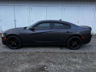 2016 dodge charger awd