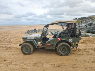 jeep willys hotchkiss m201 - 1957