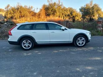 volvo - v90 cross country