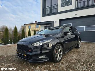 ford focus 2.0 ecoboost st mit leder-exclusiv-paket