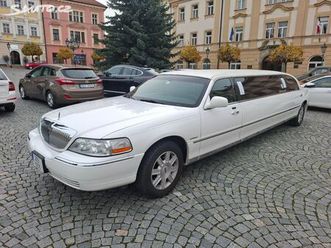 LINCOLN TOWN CAR lincoln-town-car-lincoln-towncar