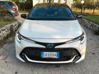 toyota corolla hybrid