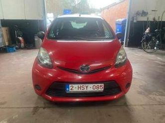 ② toyota aygo 1.0 airco euro5 — toyota — 2ememain