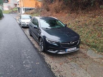 opel insignia country tourer ct 2.0 cdti s&s exclusive 4x4