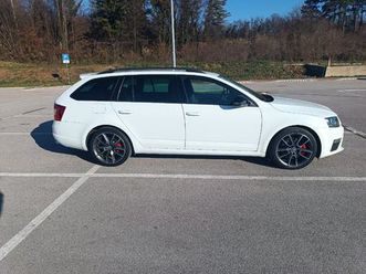 škoda octavia combi 4x4 2,0 tdi vrs dsg top stanje, 2017 god.