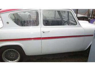 1965 ford anglia blanc manuel, 4 vitesses conduite à droi...