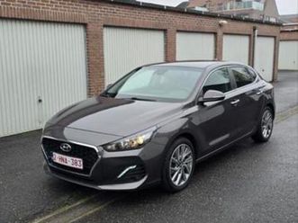 ② hyundai i30 fastback 1.4 turbo — hyundai — 2ememain