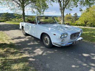 flavia convertible vignale