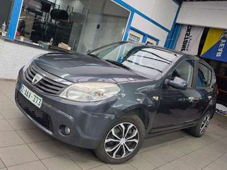 sandero 1.4i laureate